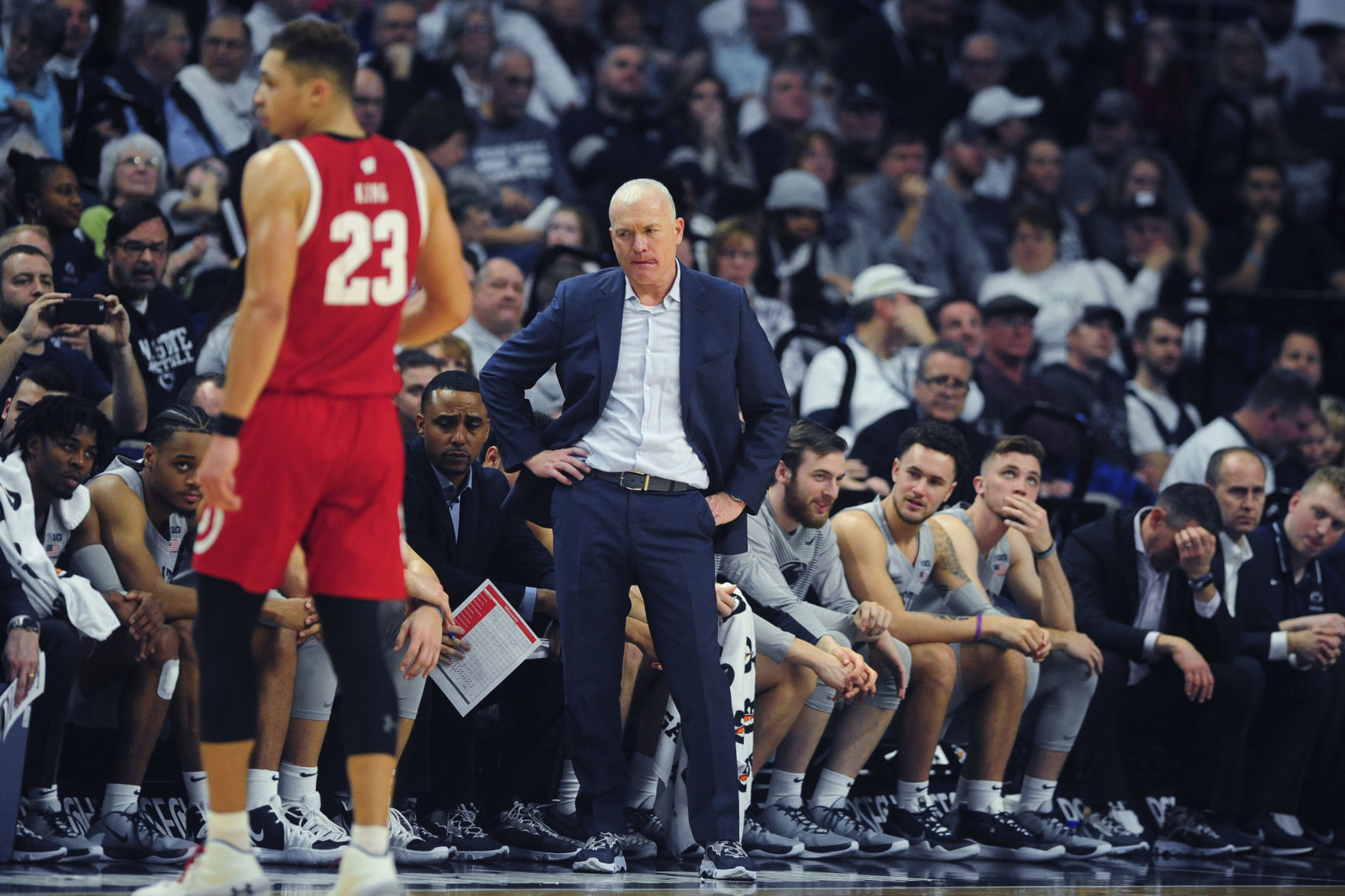 Badgers 58, Nittany Lions 49